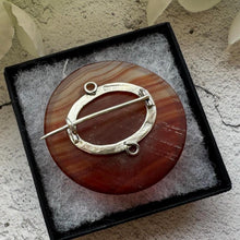 Load image into Gallery viewer, Victorian Scottish Agate Fleur-de-Lis Brooch - Sterling Silver, 1870