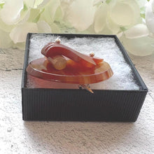 Load image into Gallery viewer, Victorian Scottish Agate Fleur-de-Lis Brooch - Sterling Silver, 1870