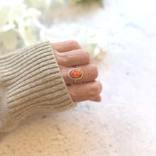 Cargar imagen en el visor de la galería, Art Deco Coral Daisy Ring: Sterling Silver Thomas Mott England, Size O-1/2 / 7.5