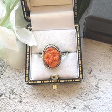 Cargar imagen en el visor de la galería, Art Deco Coral Daisy Ring: Sterling Silver Thomas Mott England, Size O-1/2 / 7.5