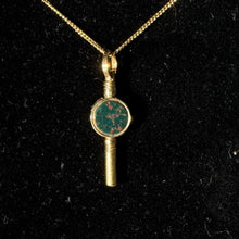 Lade das Bild in den Galerie-Viewer, Antique Victorian 9ct Gold Scottish Citrine & Bloodstone Watch Key Pendant Charm: Optional Chain