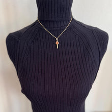 Lade das Bild in den Galerie-Viewer, Antique Victorian 9ct Gold Scottish Citrine & Bloodstone Watch Key Pendant Charm: Optional Chain