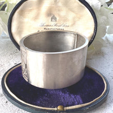 Load image into Gallery viewer, Antique Victorian Aesthetic Engraved Sterling Silver Bangle: 9ct Gold Roses & Leaves