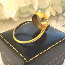 Cargar imagen en el visor de la galería, Antique Natural Opal Oval Solitaire 18ct Yellow Gold Ring: Victorian Ring Size R/8.75
