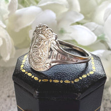 Load image into Gallery viewer, Antique Dutch Sterling Silver Signet Ring: Zuid-Holland Heraldic Coat of Arms Intaglio