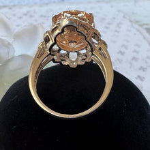 Lade das Bild in den Galerie-Viewer, Vintage Sunset Peach Colour-Changing Tourmaline Cocktail Ring in Sterling Silver