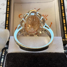 Lade das Bild in den Galerie-Viewer, Vintage Sunset Peach Colour-Changing Tourmaline Cocktail Ring in Sterling Silver