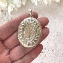 画像をギャラリービューアに読み込む, Victorian Sterling Silver Locket, Engraved and Dated 1875, Oval Antique Photo Keepsake Pendant