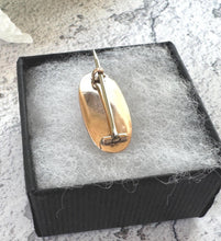 Load image into Gallery viewer, Antique Georgian 15ct Gold Hairwork Keepsake Brooch Circa 1800 : Sentimental Memorial Cravat/Lapel Pin