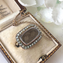 画像をギャラリービューアに読み込む, Antique Georgian 9ct Gold & Pearl Mourning Cravat Pin with Hairwork Compartment