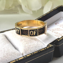 Charger l'image dans la galerie, Victorian Mourning Ring, Chester 1901: 9ct Gold Hairwork Enamel In Memory Of Memorial Band