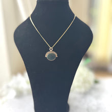 Charger l'image dans la galerie, Antique Victorian Spinner Fob, 1902 9ct Gold Carnelian Bloodstone Pendant Watch Chain Charm