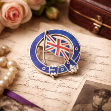 Charger l'image dans la galerie, Antique Silver & Enamel Royal Garter Patriotic Union Jack Flag Brooch