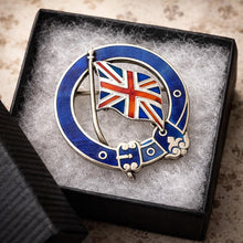 Charger l'image dans la galerie, Antique Silver & Enamel Royal Garter Patriotic Union Jack Flag Brooch