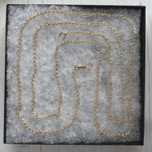 Charger l'image dans la galerie, Antique Victorian 18ct Rolled Gold Guard Chain. 135cm Belcher Link Muff Chain/Sautoir Necklace