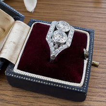 Carica l'immagine nel visualizzatore di Gallery, Art Deco Toi et Moi Diamond Ring 2.00ct Matched Old European Cut Diamonds Platinum Antique Engagement Ring