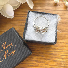Carica l'immagine nel visualizzatore di Gallery, Art Deco Toi et Moi Diamond Ring 2.00ct Matched Old European Cut Diamonds Platinum Antique Engagement Ring
