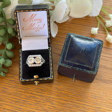 Carica l'immagine nel visualizzatore di Gallery, Art Deco Toi et Moi Diamond Ring 2.00ct Matched Old European Cut Diamonds Platinum Antique Engagement Ring