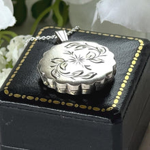 Charger l'image dans la galerie, Vintage Sterling Silver Locket Necklace, Birmingham 1980, Engraved Floral Star, Scalloped Edge Pendant