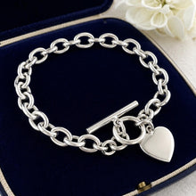Carica l'immagine nel visualizzatore di Gallery, Vintage Sterling Silver Heart Charm Bracelet | English Hallmarked Sweetheart Toggle Bracelet