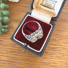 Carica l'immagine nel visualizzatore di Gallery, Art Deco Toi et Moi Diamond Ring 2.00ct Matched Old European Cut Diamonds Platinum Antique Engagement Ring