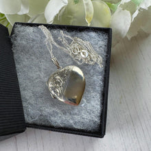 Load image into Gallery viewer, Vintage 1975 Sterling Silver Floral Engraved Heart Locket Necklace. Antique Style Sweetheart Pendant & Chain.