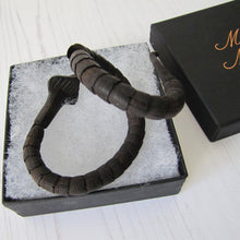 Charger l'image dans la galerie, Antique Chinese Carved Victorian Snake Bracelet