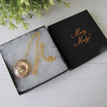 Cargar imagen en el visor de la galería, Vintage 1960's 9ct Gold Spinning Roulette Pendant - MercyMadge