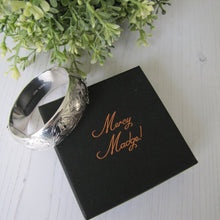 Charger l'image dans la galerie, Victorian Style Engraved Silver Vintage Bracelet