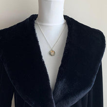 Charger l'image dans la galerie, Silver Queen Victoria Enamel Coin Pendant Fob