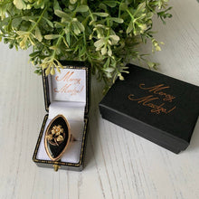 Cargar imagen en el visor de la galería, Victorian 9ct Gold, Pearl and Whitby Jet Forget-me-Not Ring