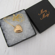 Cargar imagen en el visor de la galería, Antique Kollmar & Jourdan Rolled Gold Heart Locket