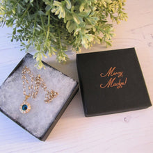 Cargar imagen en el visor de la galería, Vintage 14ct Gold Evil Eye Pendant & Chain