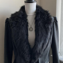 Charger l'image dans la galerie, Edwardian Sterling Silver Antique Photo Locket