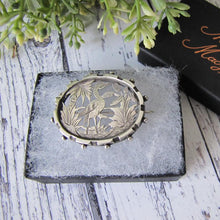 Cargar imagen en el visor de la galería, Victorian Aesthetic Sterling Silver Brooch
