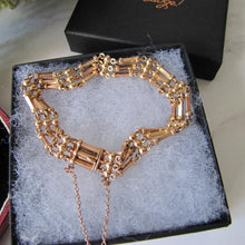 Carica l'immagine nel visualizzatore di Gallery, Antique 15ct Rose Gold Gate Bracelet