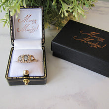 Charger l'image dans la galerie, Vintage 9ct Gold Alexandrite & Diamond Edwardian Revival Ring