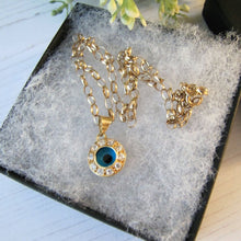Cargar imagen en el visor de la galería, Vintage 14ct Gold Evil Eye Pendant & Chain