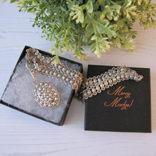 Cargar imagen en el visor de la galería, Victorian Silver Bookchain Necklace & Locket - MercyMadge