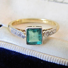 Charger l'image dans la galerie, Art Deco Square Cut Emerald & Diamond Engagement Ring