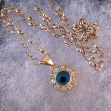 Cargar imagen en el visor de la galería, Vintage 14ct Gold Evil Eye Pendant & Chain
