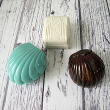 Cargar imagen en el visor de la galería, 3 Art Deco Wedding & Engagement Ring Boxes - MercyMadge