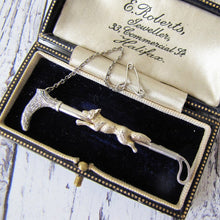 Cargar imagen en el visor de la galería, Antique Victorian Gold And Silver Fox Hunting Stock Pin.