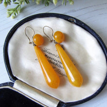 Cargar imagen en el visor de la galería, Antique Baltic Amber Torpedo Earrings