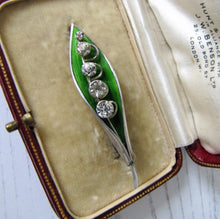 Charger l'image dans la galerie, Edwardian Silver Enamel Brooch, Lily of the Valley - MercyMadge