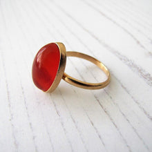 Charger l'image dans la galerie, Art Deco 18ct Gold Carnelian Bezel Ring - MercyMadge