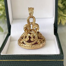 Lade das Bild in den Galerie-Viewer, Victorian 9ct Gold Carnelian Intaglio Fob