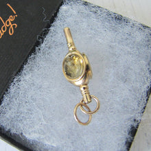 Carica l'immagine nel visualizzatore di Gallery, Antique 15ct Gold Watch Key Fob, Victorian/Georgian - MercyMadge