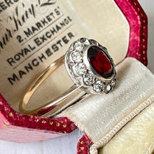 Cargar imagen en el visor de la galería, Vintage Bohemian Garnet & Paste Ring