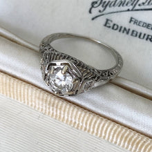 Lade das Bild in den Galerie-Viewer, Antique 14ct White Gold Diamond Filigree Ring - MercyMadge